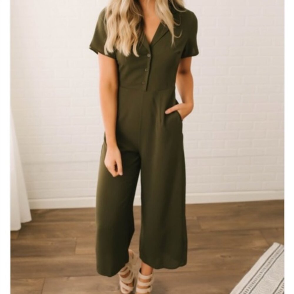 Olive Green Short-Sleeve Wide-Leg Jumpsuit